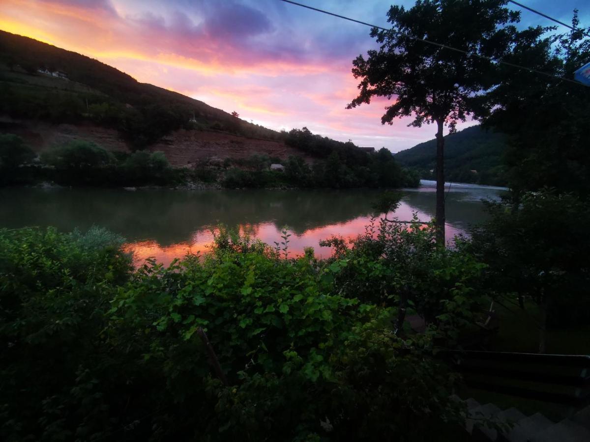 Vikendica Pored Drine Foca Handici Luaran gambar